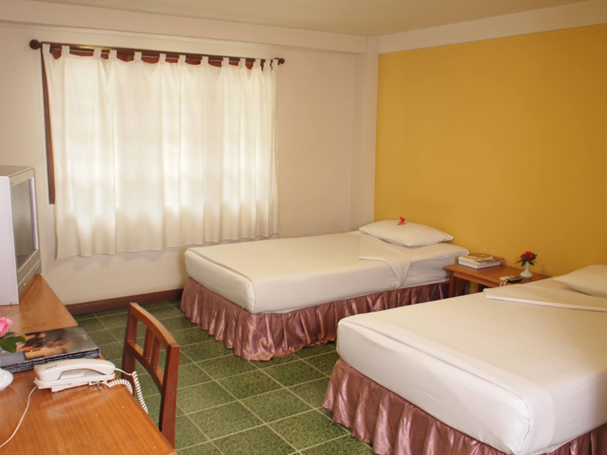 Sun Hotel Phetchaburi Exterior foto