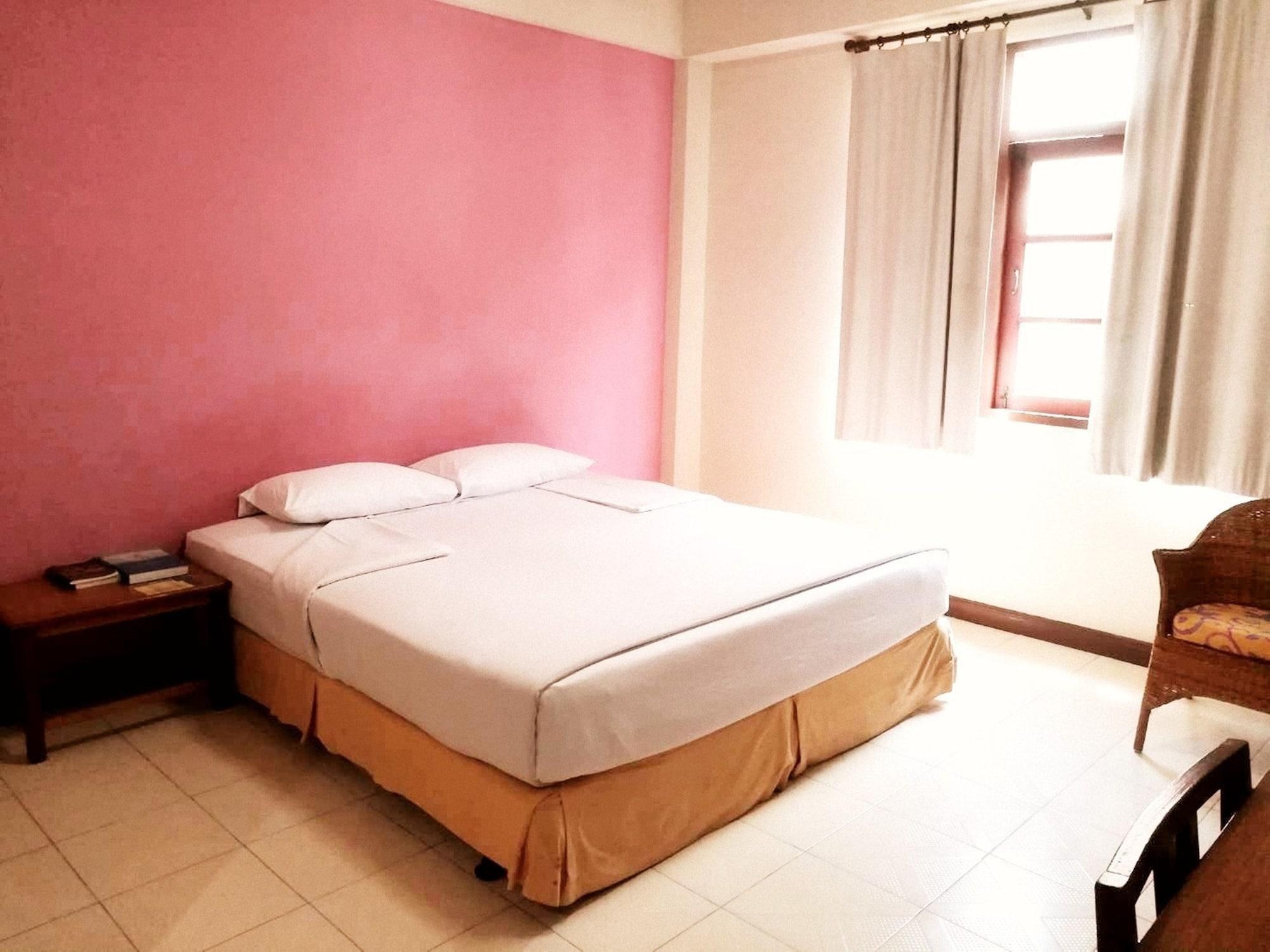 Sun Hotel Phetchaburi Exterior foto